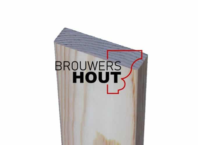 Grenen plintneut PNG2278R 22x78mm