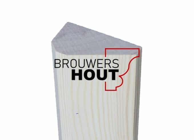 Grenen plintneut PNG4074P 40x74mm